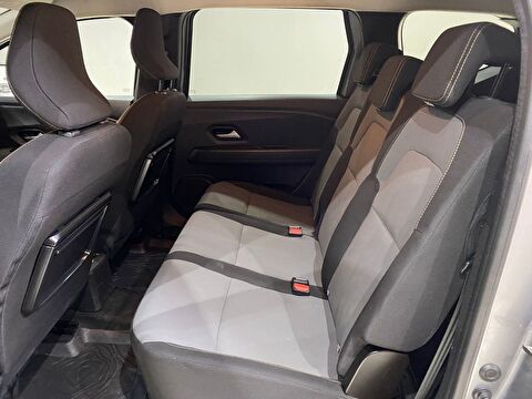 2023 Benzin Manuel Dacia Jogger Yeşil Gürel Tasarım Aksesuar Otomotiv San. Tic. Ltd. Şti.