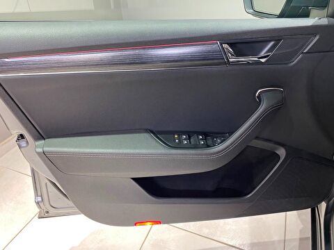2023 Benzin Otomatik Skoda Superb Gri Gürel Tasarım Aksesuar Otomotiv San. Tic. Ltd. Şti.