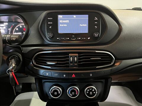 2022 Dizel Manuel Fiat Egea Beyaz Gürel Tasarım Aksesuar Otomotiv San. Tic. Ltd. Şti.