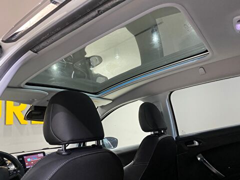 2017 Dizel Otomatik Peugeot 2008 Beyaz Gürel Tasarım Aksesuar Otomotiv San. Tic. Ltd. Şti.