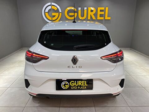 2026 Benzin Otomatik Renault Clio Beyaz Gürel Tasarım Aksesuar Otomotiv San. Tic. Ltd. Şti.