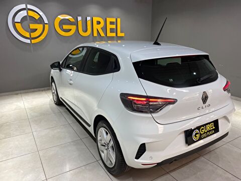2026 Benzin Otomatik Renault Clio Beyaz Gürel Tasarım Aksesuar Otomotiv San. Tic. Ltd. Şti.