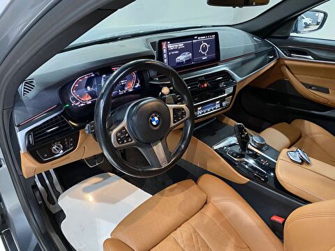 2023 Benzin Otomatik BMW 5 Serisi Gri Gürel Tasarım Aksesuar Otomotiv San. Tic. Ltd. Şti.