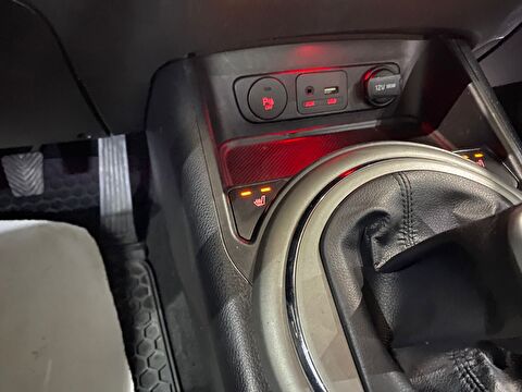 2015 Benzin Manuel Kia Sportage Siyah Gürel Tasarım Aksesuar Otomotiv San. Tic. Ltd. Şti.