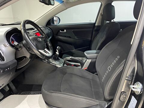 2015 Benzin Manuel Kia Sportage Siyah Gürel Tasarım Aksesuar Otomotiv San. Tic. Ltd. Şti.