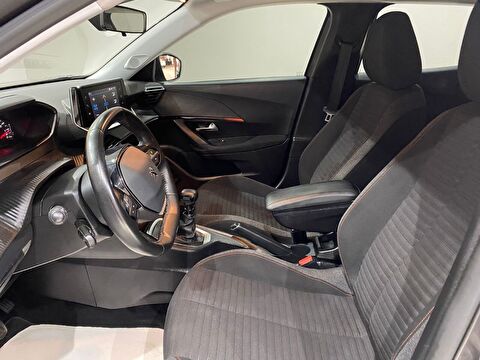 2020 Benzin Manuel Peugeot 2008 Gri Gürel Tasarım Aksesuar Otomotiv San. Tic. Ltd. Şti.