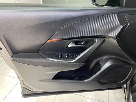 2020 Benzin Manuel Peugeot 2008 Gri Gürel Tasarım Aksesuar Otomotiv San. Tic. Ltd. Şti.