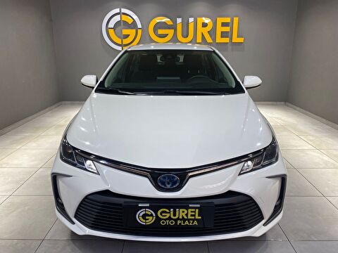 2022 Hybrid Otomatik Toyota Corolla Beyaz Gürel Tasarım Aksesuar Otomotiv San. Tic. Ltd. Şti.