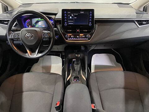 2022 Hybrid Otomatik Toyota Corolla Beyaz Gürel Tasarım Aksesuar Otomotiv San. Tic. Ltd. Şti.