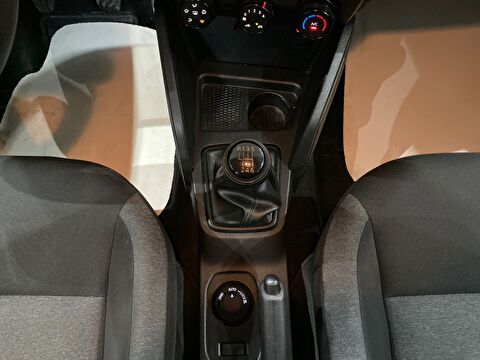 2023 Benzin Manuel Dacia Duster Yeşil Gürel Tasarım Aksesuar Otomotiv San. Tic. Ltd. Şti.