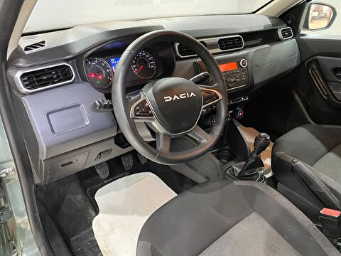 2023 Benzin Manuel Dacia Duster Yeşil Gürel Tasarım Aksesuar Otomotiv San. Tic. Ltd. Şti.
