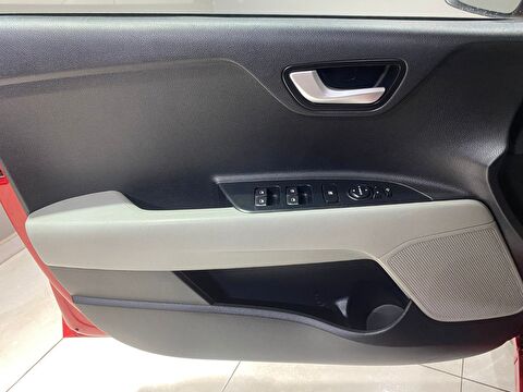 2017 Benzin + LPG Manuel Kia Rio Kırmızı Gürel Tasarım Aksesuar Otomotiv San. Tic. Ltd. Şti.