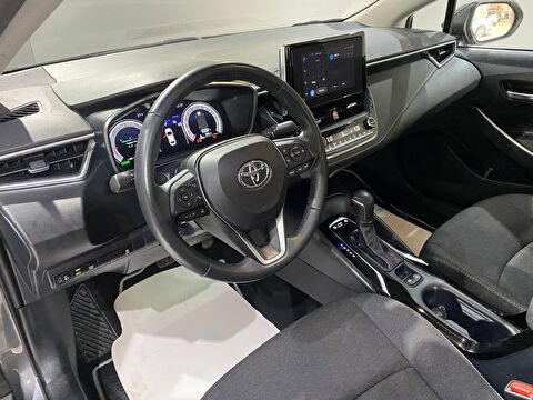 2024 Hybrid Otomatik Toyota Corolla Gri Gürel Tasarım Aksesuar Otomotiv San. Tic. Ltd. Şti.