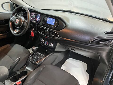 2024 Benzin Manuel Fiat Egea Mavi Gürel Tasarım Aksesuar Otomotiv San. Tic. Ltd. Şti.