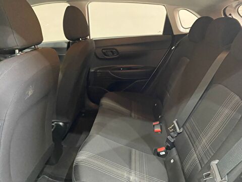 2023 Benzin Otomatik Hyundai i20 Beyaz Gürel Tasarım Aksesuar Otomotiv San. Tic. Ltd. Şti.