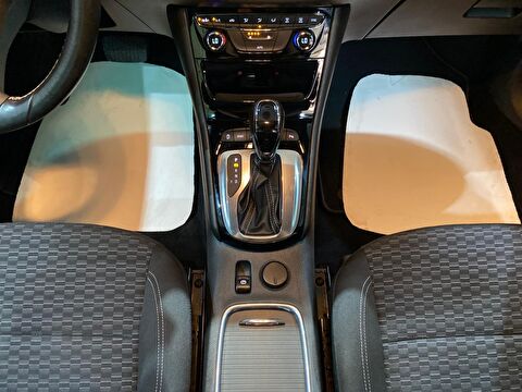 2016 Benzin Otomatik Opel Astra Gri Gürel Tasarım Aksesuar Otomotiv San. Tic. Ltd. Şti.