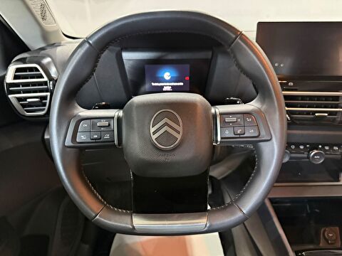 2025 Benzin Otomatik Citroen C4 X Yeşil Gürel Tasarım Aksesuar Otomotiv San. Tic. Ltd. Şti.