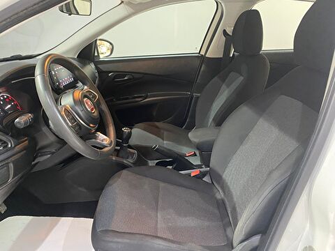 2021 Dizel Manuel Fiat Egea Beyaz Gürel Tasarım Aksesuar Otomotiv San. Tic. Ltd. Şti.