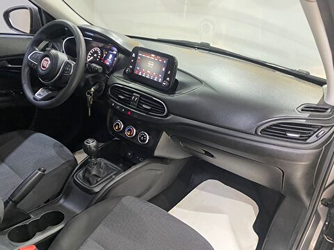 2022 Benzin Manuel Fiat Egea Gri Gürel Tasarım Aksesuar Otomotiv San. Tic. Ltd. Şti.
