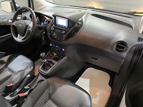 2023 Benzin Manuel Ford Tourneo Courier Beyaz Gürel Tasarım Aksesuar Otomotiv San. Tic. Ltd. Şti.