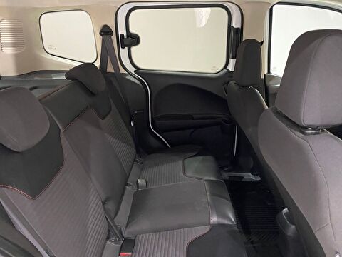 2023 Benzin Manuel Ford Tourneo Courier Beyaz Gürel Tasarım Aksesuar Otomotiv San. Tic. Ltd. Şti.