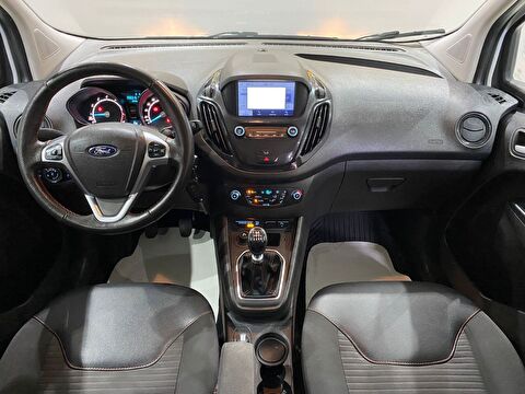 2023 Benzin Manuel Ford Tourneo Courier Beyaz Gürel Tasarım Aksesuar Otomotiv San. Tic. Ltd. Şti.