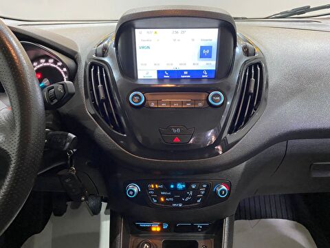 2023 Benzin Manuel Ford Tourneo Courier Beyaz Gürel Tasarım Aksesuar Otomotiv San. Tic. Ltd. Şti.