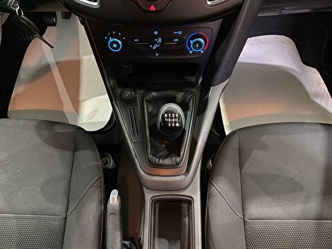2016 Dizel Manuel Ford Focus Beyaz Gürel Tasarım Aksesuar Otomotiv San. Tic. Ltd. Şti.