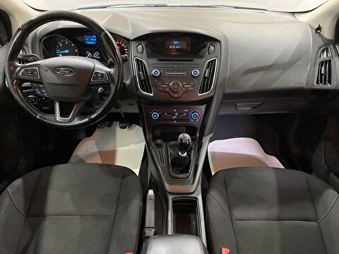2016 Dizel Manuel Ford Focus Beyaz Gürel Tasarım Aksesuar Otomotiv San. Tic. Ltd. Şti.