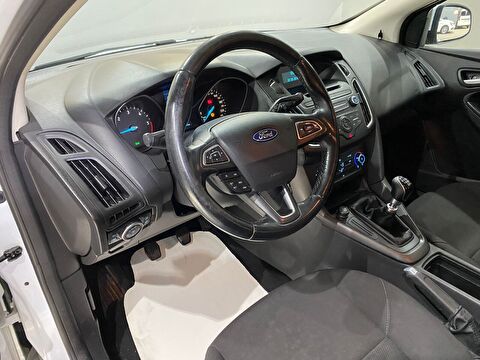 2016 Dizel Manuel Ford Focus Beyaz Gürel Tasarım Aksesuar Otomotiv San. Tic. Ltd. Şti.
