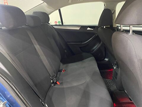 2015 Benzin Manuel Volkswagen Jetta Mavi Gürel Tasarım Aksesuar Otomotiv San. Tic. Ltd. Şti.
