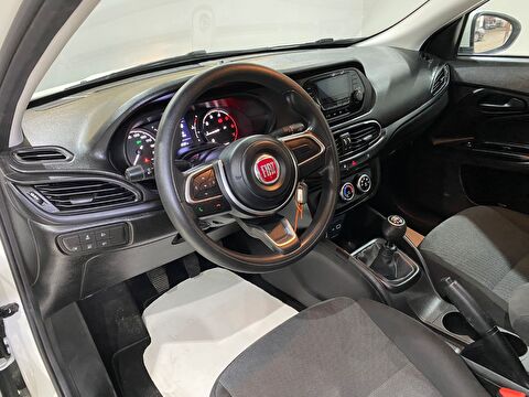 2021 Dizel Manuel Fiat Egea Beyaz Gürel Tasarım Aksesuar Otomotiv San. Tic. Ltd. Şti.