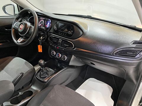 2021 Dizel Manuel Fiat Egea Beyaz Gürel Tasarım Aksesuar Otomotiv San. Tic. Ltd. Şti.