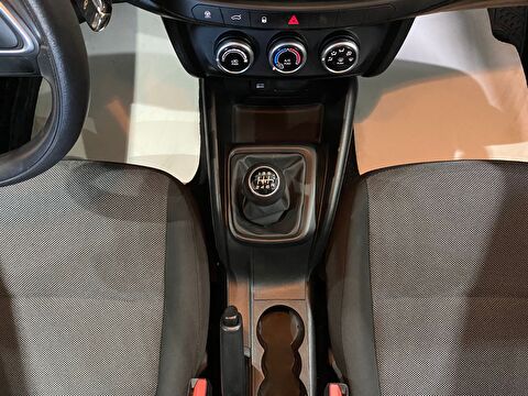 2023 Benzin Manuel Fiat Egea Beyaz Gürel Tasarım Aksesuar Otomotiv San. Tic. Ltd. Şti.