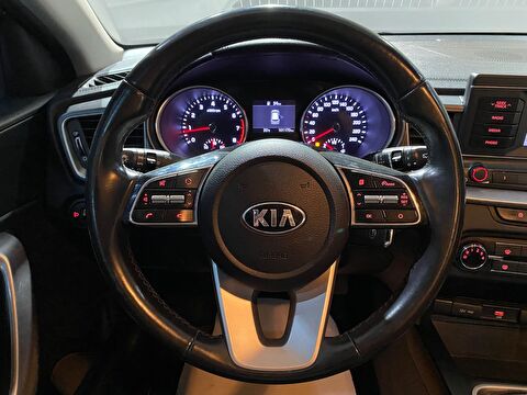 2019 Benzin Manuel Kia Cee'd Mavi Gürel Tasarım Aksesuar Otomotiv San. Tic. Ltd. Şti.