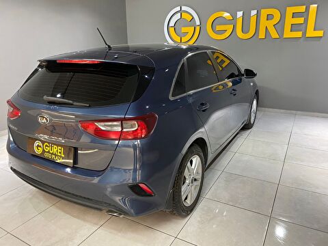 2019 Benzin Manuel Kia Cee'd Mavi Gürel Tasarım Aksesuar Otomotiv San. Tic. Ltd. Şti.