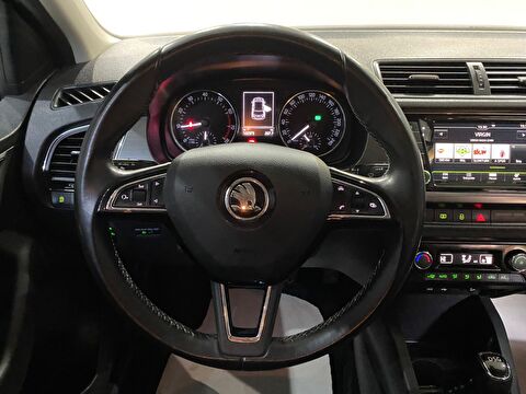 2017 Benzin Otomatik Skoda Fabia Mavi Gürel Tasarım Aksesuar Otomotiv San. Tic. Ltd. Şti.