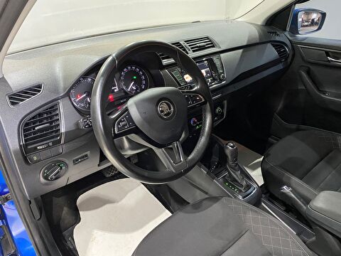 2017 Benzin Otomatik Skoda Fabia Mavi Gürel Tasarım Aksesuar Otomotiv San. Tic. Ltd. Şti.