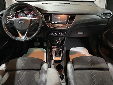2020 Benzin Otomatik Opel Crossland Kırmızı Gürel Tasarım Aksesuar Otomotiv San. Tic. Ltd. Şti.