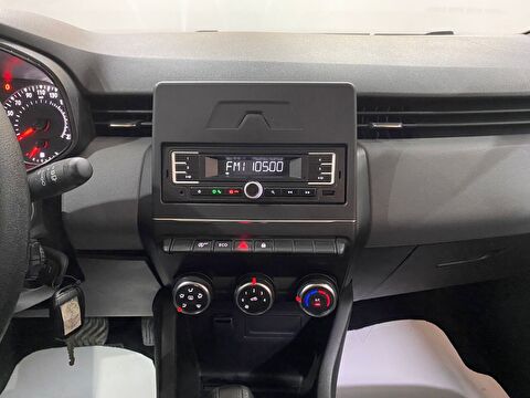 2023 Benzin Otomatik Renault Clio Beyaz Gürel Tasarım Aksesuar Otomotiv San. Tic. Ltd. Şti.