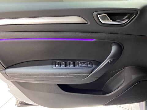 2024 Benzin Otomatik Renault Megane Gri Gürel Tasarım Aksesuar Otomotiv San. Tic. Ltd. Şti.