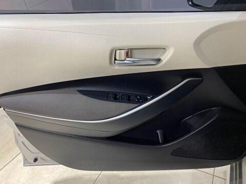 2021 Benzin Otomatik Toyota Corolla Gri Gürel Tasarım Aksesuar Otomotiv San. Tic. Ltd. Şti.