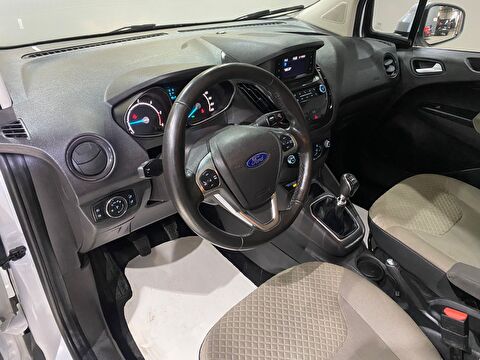 2021 Dizel Manuel Ford Tourneo Courier Beyaz Gürel Tasarım Aksesuar Otomotiv San. Tic. Ltd. Şti.