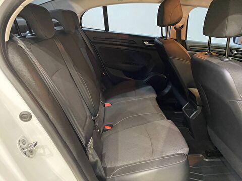 2021 Benzin Otomatik Renault Megane Beyaz Gürel Tasarım Aksesuar Otomotiv San. Tic. Ltd. Şti.