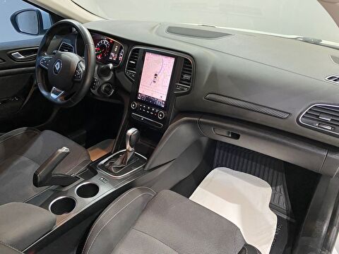 2021 Benzin Otomatik Renault Megane Beyaz Gürel Tasarım Aksesuar Otomotiv San. Tic. Ltd. Şti.