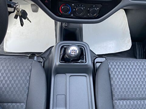 2025 Benzin Manuel RELIVE LIGHT TRUCK Beyaz Gürel Tasarım Aksesuar Otomotiv San. Tic. Ltd. Şti.