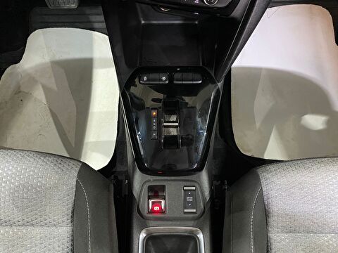 2025 Benzin Otomatik Opel Corsa Beyaz Gürel Tasarım Aksesuar Otomotiv San. Tic. Ltd. Şti.