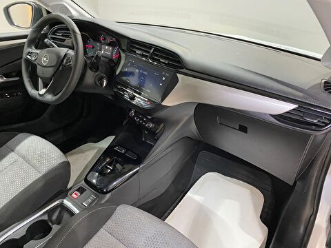 2025 Benzin Otomatik Opel Corsa Beyaz Gürel Tasarım Aksesuar Otomotiv San. Tic. Ltd. Şti.