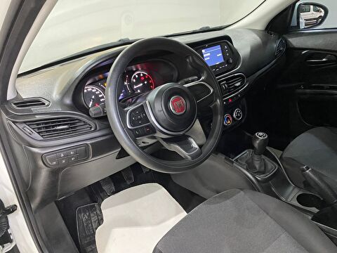 2023 Dizel Manuel Fiat Egea Beyaz Gürel Tasarım Aksesuar Otomotiv San. Tic. Ltd. Şti.