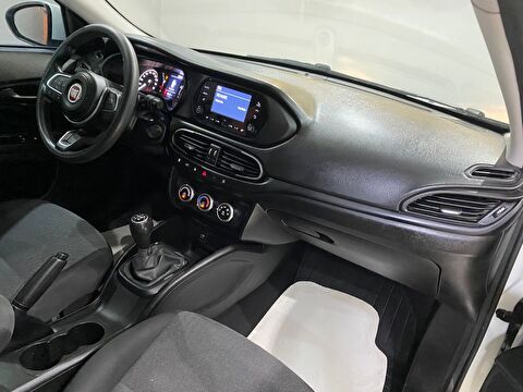 2023 Dizel Manuel Fiat Egea Beyaz Gürel Tasarım Aksesuar Otomotiv San. Tic. Ltd. Şti.